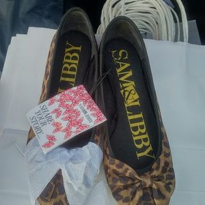 Womens Sam and Libby cheetah print flats